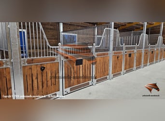 Pferdebox für den TOP Pferdestall – Boxenfronten, Trennwände, Stallwände, Vorderfronten & Innenboxen