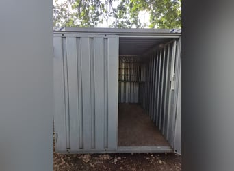 Praktischer Deckencontainer mit 30 Haltern