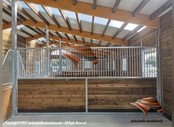 AMERICAN BARN – TOP Stallbau: Pferdestall, Außenboxen, Pferdeboxen, Offenstall und Weidehütten