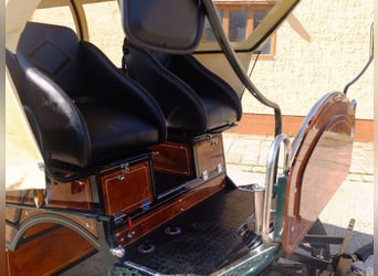 Nowy wóz konny z dwoma 2-metrowymi ławkami siedzeniowymi