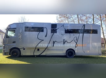 DB Actros 1842  , Zulassung  Wohnmobil  mit Pferdestellplätzen, Aufbau 2023 neu aufgebaut