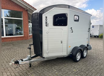 Humbaur Pferdeanhänger Areion Pro 2700 2,7t Sattelkammer 100km/h Black Hecktür schwenkbar