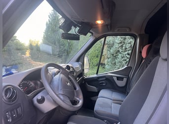 Wygodny Renault Master