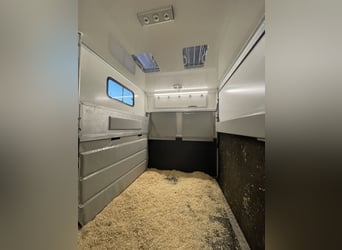 Citroen Jumper Pferdetransporter NUR 1.500 KM KEINE NOVA Fahrzeug war bereits in AUT angemeldet