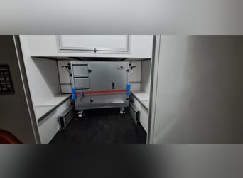 Koniowóz Renault Master 2.3 - Top