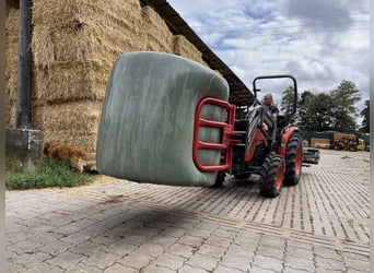 Kubota L1-382 | Kompakttraktor mit 38PS, Frontlader mit 550kg Hubkraft | Vorführer Sonderpreis