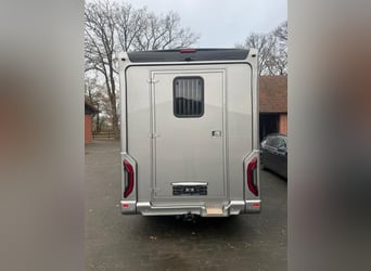 Renault Master Haras ATM na 1-2 konie, 150 KM