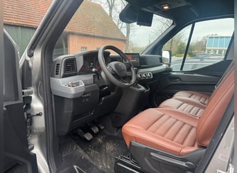 Renault Master Haras ATM na 1-2 konie, 150 KM