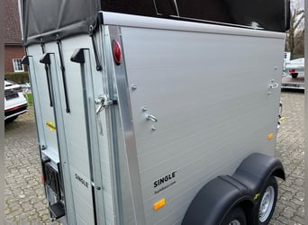 Humbaur Pferdeanhänger Single Alu Black 1600 1,6t Sattelkammer 100km/h