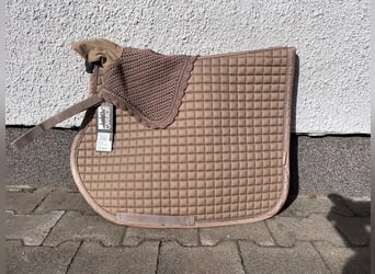 ESKADRON PLATINUM PEARLS SMOKY TAUPE