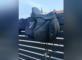 Jumping saddle prestige