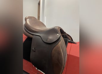 Siodło skokowe CWD SE02 17,5" 3C / Stan dobry /