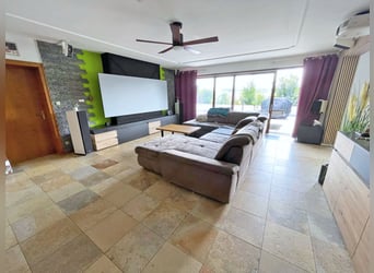 Das Anwesen befindet sich in Osthessen, im Landkreis Fulda, in der Gemeinde Hosenfeld