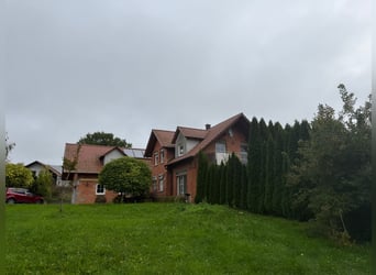 Idyllisches Landanwesen mit Wohnhaus und Stallungen in Unterfranken