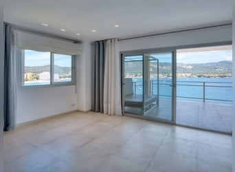 MALLORCA: Apartment in erster Meereslinie mit Bootsgarage