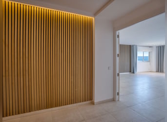 MALLORCA: Apartment in erster Meereslinie mit Bootsgarage