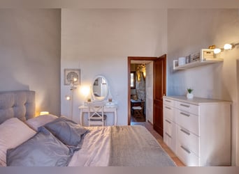 Mallorca: Finca mit Stallungen auf 15 Hektar Land und Ferienvermietlizenz