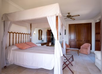 Mallorca: Landhotel 37 Hektar Land, alte Stallungen und Möglichkeit zur Pferdehaltung