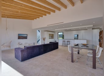Mallorca: Neubaufinca mit Möglichkeit zu Pferdehaltung und Ferienvermietungslizenz
