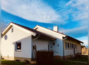 Urokliwy ośrodek jeździecki między Stuttgarem a Jeziorem Bodeńskim V11998