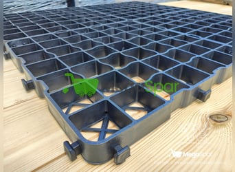 Rasengitter & Paddockplatten – Bodengitter und Kunststoffplatten für Reitplatz | Top Kiesgitter