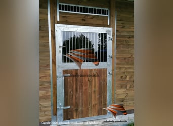 Stalltüren kaufen - Boxentüren & Paddocktüren in höchster Qualität, auch als Schiebetüren