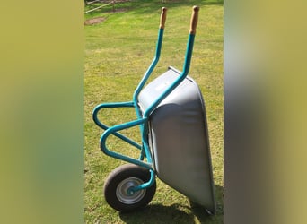 Wózek na narzędzia Mefro o pojemności 140 litrów na sprzedaż w doskonałym stanie