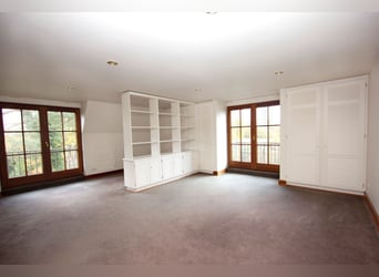 Edle Villa mit angeschlossener Reitanlage