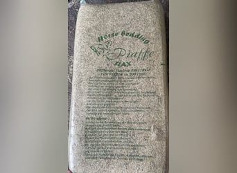 •	Piaffe Einstreu LEINSTROH für Pferde 20kg