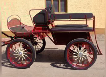 Nuovo carro per scuola di equitazione