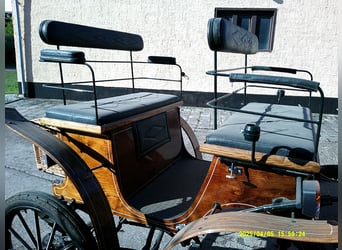 Comodo carro da caccia con impianto elettrico