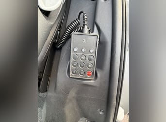 MB Atego 818 | Spazio abitativo pop-out | Prima mano | Solo 57.000 km | Riscaldamento autonomo | Cli