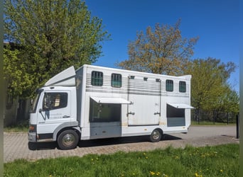 Mercedes Atego 817