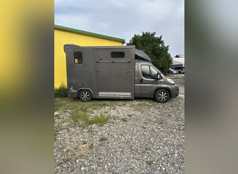 Peugeot Boxer da 3,5 tonnellate, 157 CV