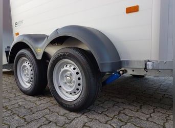 Humbaur Pferdeanhänger Equitos Alu Plus Black 2400 2,4t Sattelkammer 100km/h