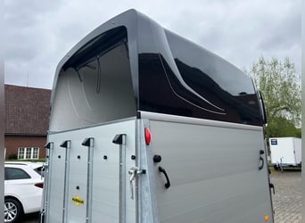 Humbaur Pferdeanhänger Pegasus 2400 2,4t Sattelkammer 100km/h Black Hecktür schwenkbar