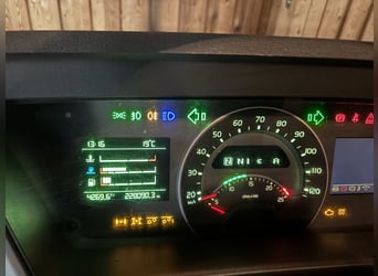 Volvo FM 500 AKX camion per trasporto di cavalli, 8 posti, con cabina abitativa - horse truck