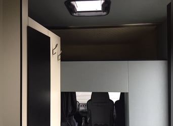 Pferdetransporter MAN TGL 12.210 5 Pferde mit Wohnkabine