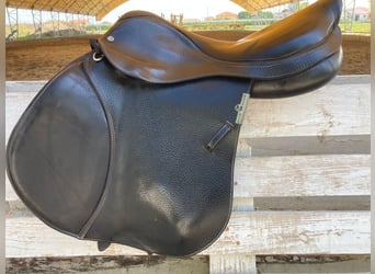Comodissima sella Action Horse Modello EJ colore nero misura 17.5