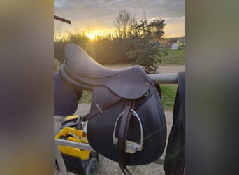 Sella da salto nuova 