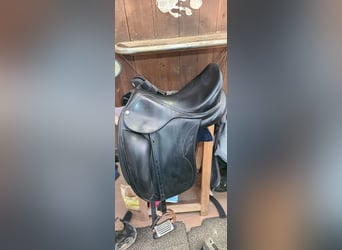 Sella dressage
