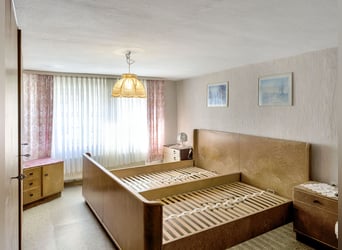 Affascinante casa residenziale con possibilità di allevamento equino e ampio terreno a Bad Arolsen-H