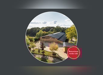 Exklusives Reitsportanwesen nahe Hamburg - 43 Hektar & neue Reithalle!