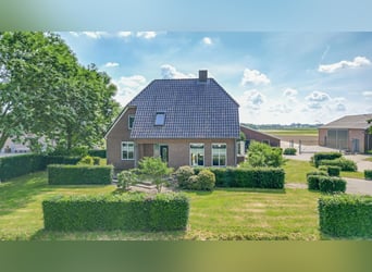 Proprietà equestre compatta con vista panoramica sulla campagna!