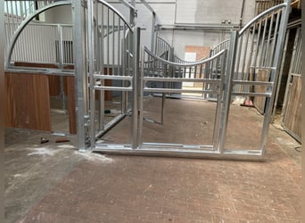 Pferdeboxen der extra Klasse nach Kundenwunsch gefertigt 