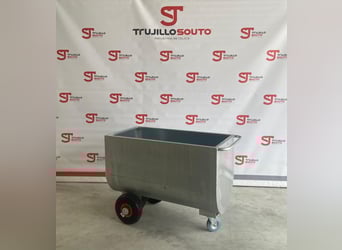 Carro Pienso

Carro Pienso è un veicolo appositamente progettato per il trasporto di mangime e forag