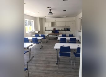 Große Reitanlage in idyllischer Alleinlage mit exklusivem Wohnhaus und mehreren Ferienhäusern