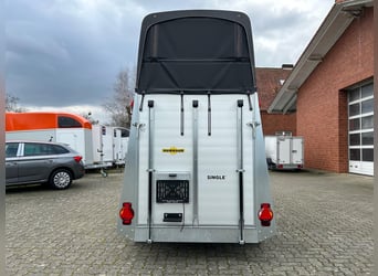 Humbaur Pferdeanhänger Single Alu Black 1600 1,6t Sattelkammer 100km/h