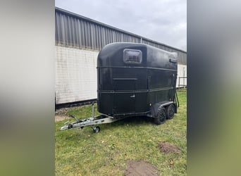 2-paards paardentrailer Marquardt M2 De Luxe