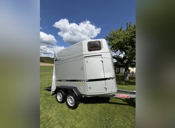 Paardentransporter / Paardenaanhanger PEGASUS HUMBAUR HP2000